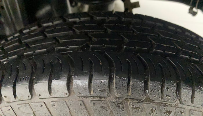 2018 Maruti Alto K10 VXI (O) AMT, Petrol, Automatic, 1,395 km, Left Rear Tyre Tread