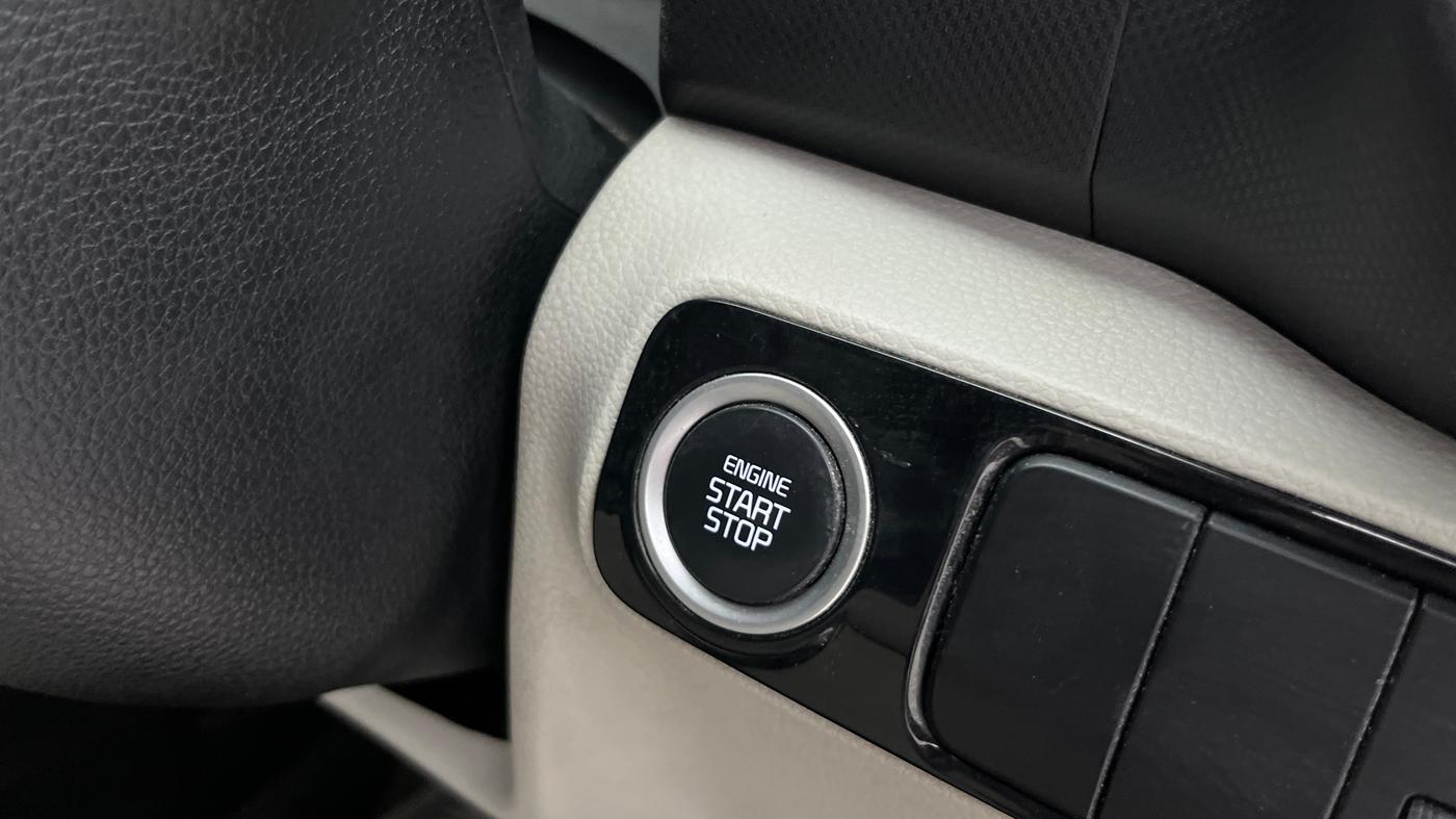 2020 KIA SONET HTX 1.0 IMT, Petrol, Manual, 1,17,076 km, Keyless Start/ Stop Button