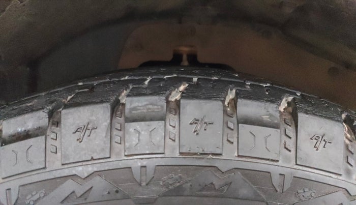 2023 Mahindra Thar LX D HT 2WD MT, Diesel, Manual, 22,229 km, Left Front Tyre Tread