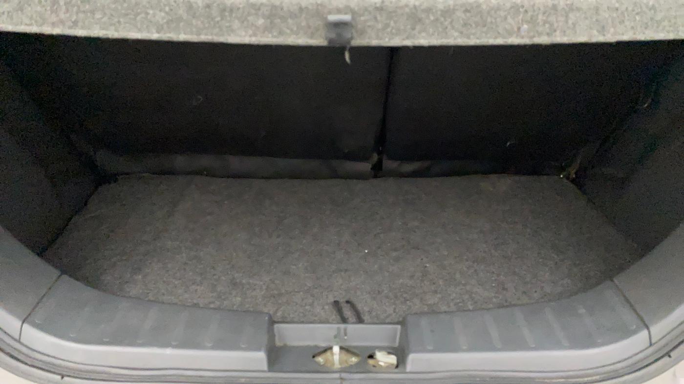2012 Maruti Wagon R 1.0 VXI, Petrol, Manual, 16,227 km, Boot Inside