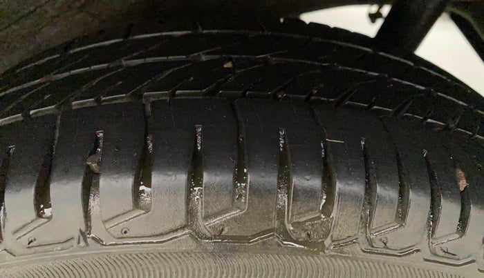 2012 Maruti Wagon R 1.0 VXI, Petrol, Manual, 16,227 km, Left Rear Tyre Tread