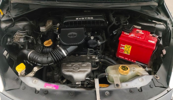 2018 Tata Tiago XZ PETROL, Petrol, Manual, 65,485 km, Engine View