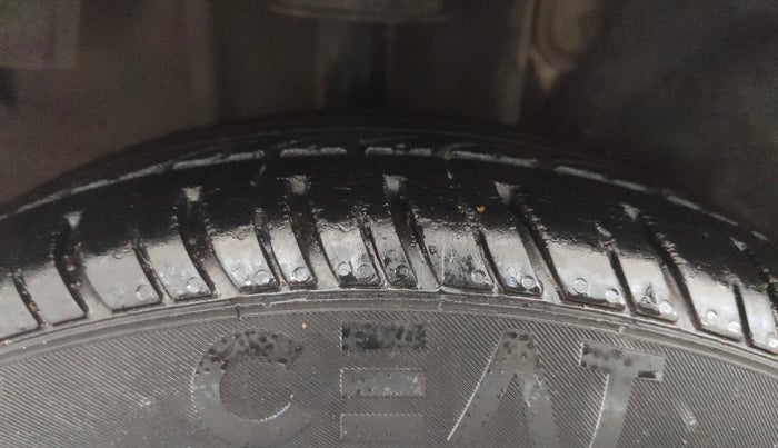 2018 Tata Tiago XZ PETROL, Petrol, Manual, 65,485 km, Right Rear Tyre Tread