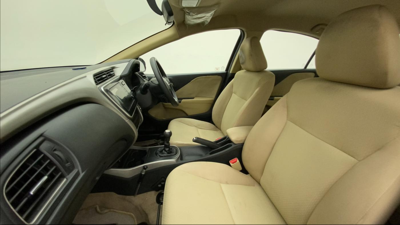 2017 Honda City 1.5L I-VTEC V MT, Petrol, Manual, 28,321 km, Right Side Front Door Cabin