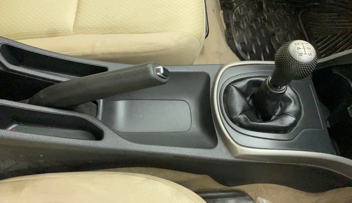 2017 Honda City 1.5L I-VTEC V MT, Petrol, Manual, 28,321 km, Gear Lever