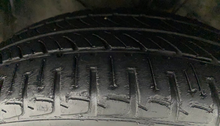 2017 Honda City 1.5L I-VTEC V MT, Petrol, Manual, 28,321 km, Left Front Tyre Tread