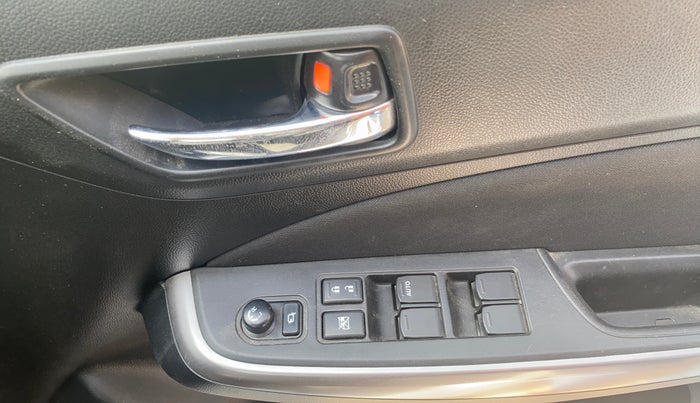 2023 Maruti Swift ZXI, Petrol, Manual, 4,273 km, Driver Side Door Panels Control