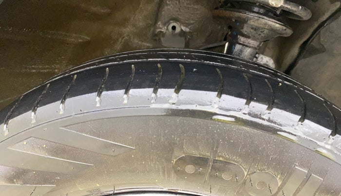 2019 Maruti New Wagon-R LXI CNG 1.0, CNG, Manual, 50,131 km, Right Front Tyre Tread