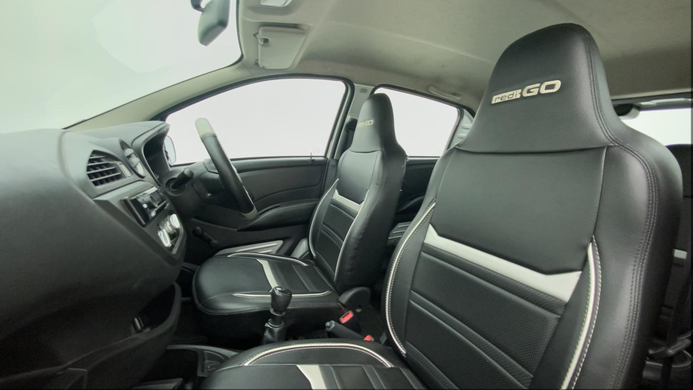 2019 Datsun Redi Go A, Petrol, Manual, 32,329 km, Right Side Front Door Cabin