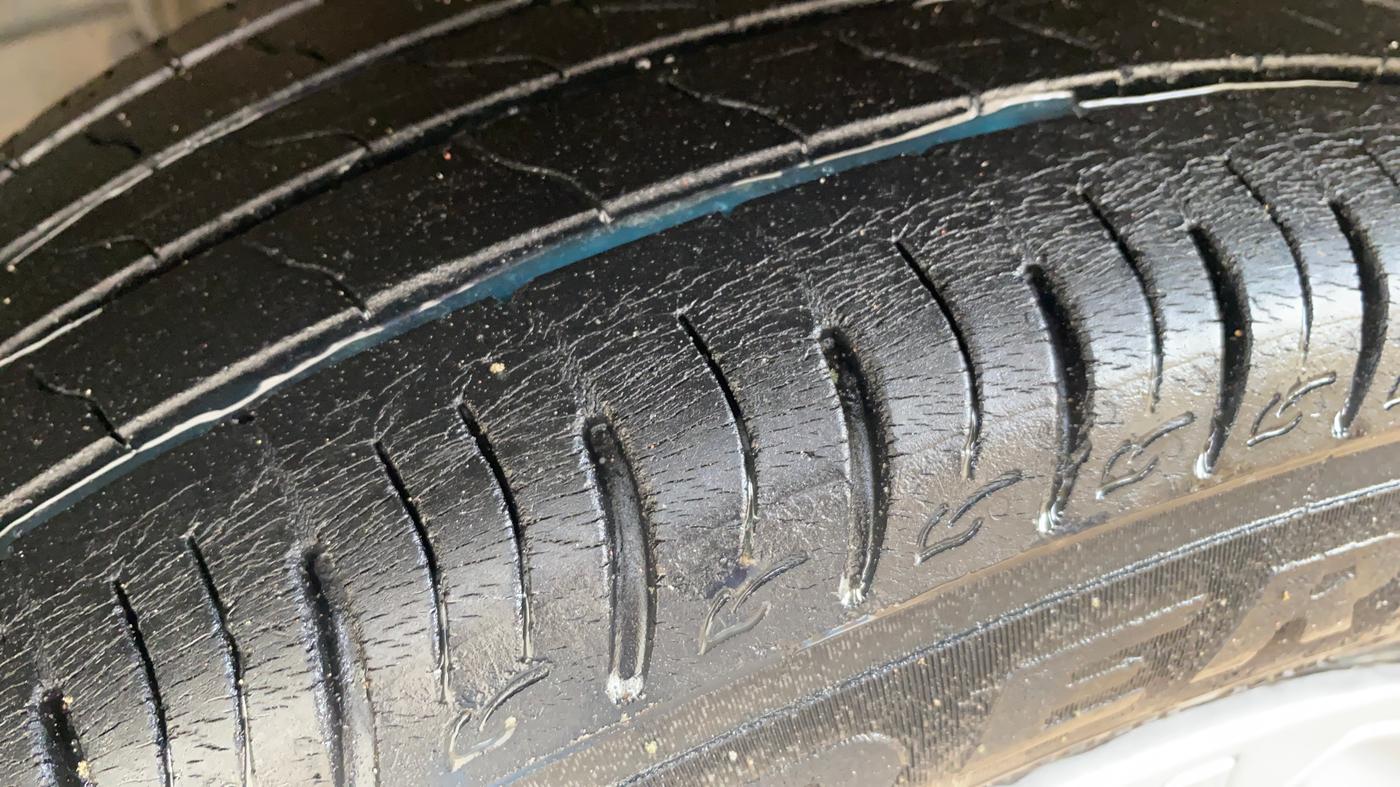 2021 Maruti Vitara Brezza VXI, Petrol, Manual, 52,341 km, Left Front Tyre Tread
