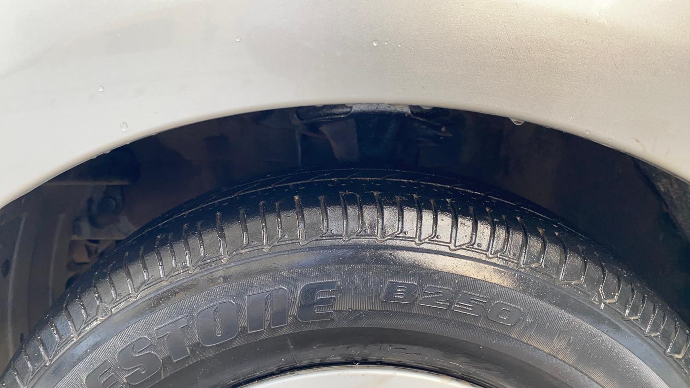 2012 Hyundai i10 MAGNA 1.2, Petrol, Manual, 42,246 km, Left Front Tyre Tread
