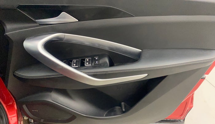 2020 MG HECTOR SHARP 1.5 DCT PETROL, Petrol, Automatic, 74,712 km, Driver Side Door Panels Control