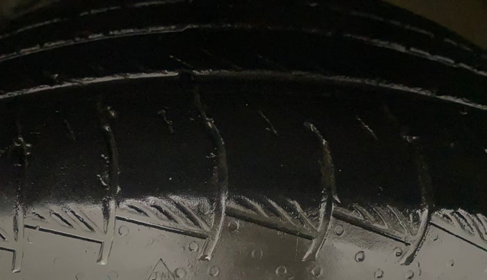 2020 MG HECTOR SHARP 1.5 DCT PETROL, Petrol, Automatic, 74,712 km, Left Front Tyre Tread