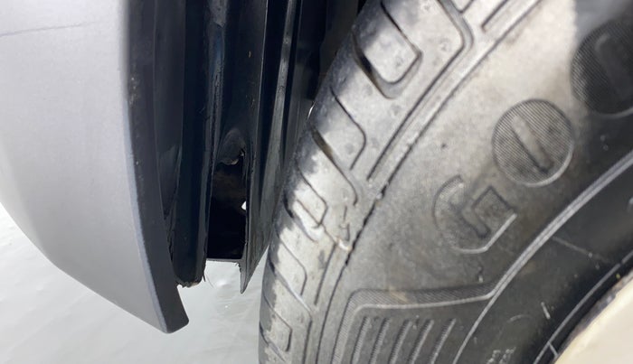 2012 Maruti A Star VXI, Petrol, Manual, 84,158 km, Left fender - Lining loose