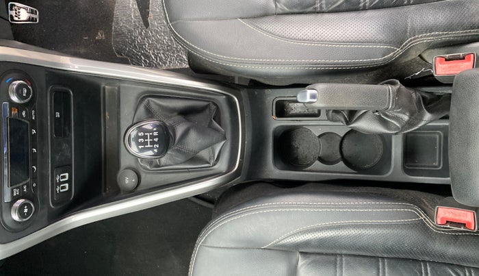 2018 Ford Ecosport TITANIUM + 1.5L DIESEL, Diesel, Manual, 57,293 km, Gear Lever