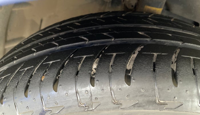 2018 Ford Ecosport TITANIUM + 1.5L DIESEL, Diesel, Manual, 57,293 km, Right Front Tyre Tread