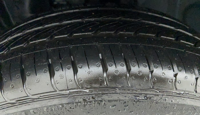 2014 Nissan Micra XV CVT, Petrol, Automatic, 26,096 km, Left Front Tyre Tread