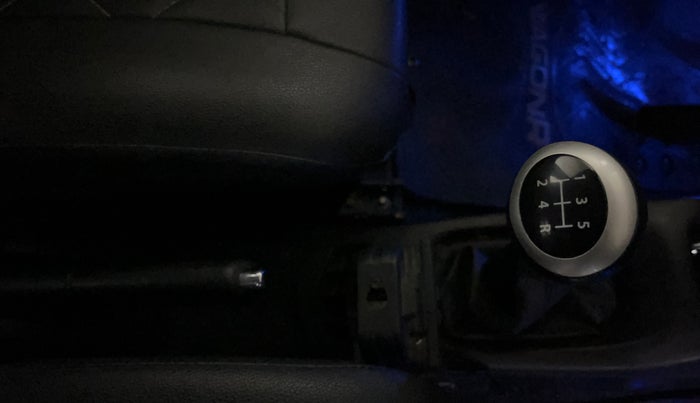 2014 Maruti Wagon R 1.0 VXI, Petrol, Manual, 38,668 km, Gear Lever