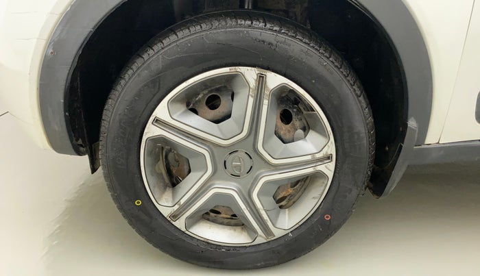 2018 Tata NEXON XM PETROL, Petrol, Manual, 65,538 km, Left Front Wheel