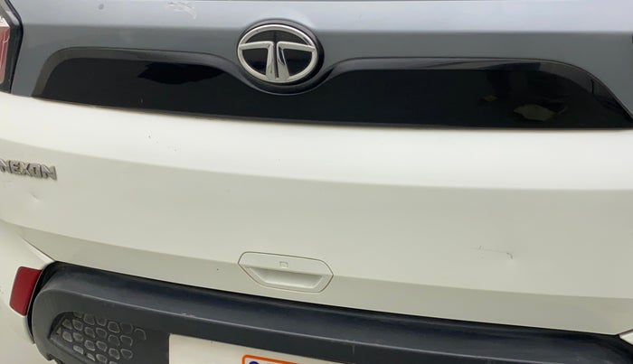 2018 Tata NEXON XM PETROL, Petrol, Manual, 65,538 km, Dicky (Boot door) - Slightly dented
