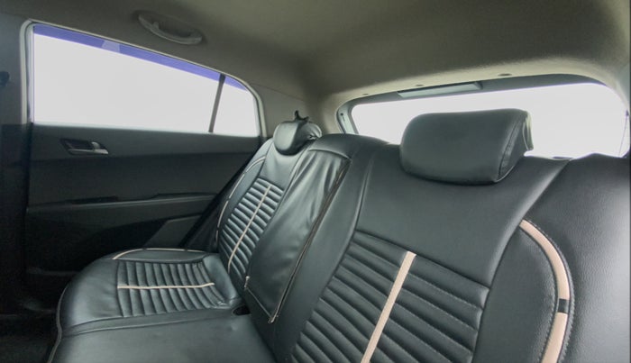 2015 Hyundai Creta 1.6 S, Petrol, Manual, 63,503 km, Right Side Rear Door Cabin