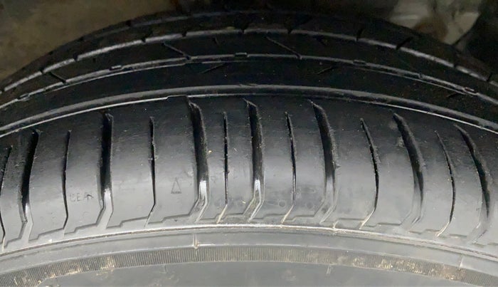 2015 Hyundai Creta 1.6 S, Petrol, Manual, 63,503 km, Right Front Tyre Tread