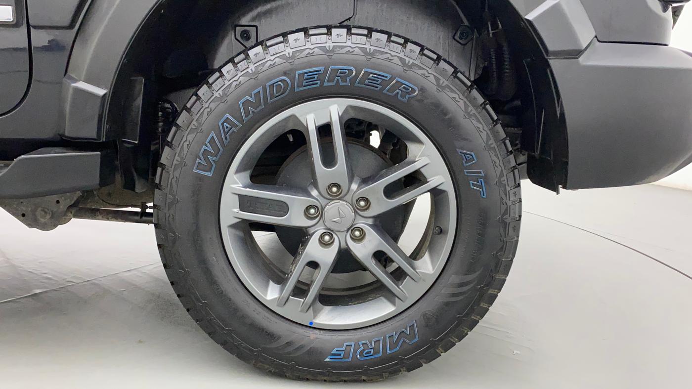 2023 Mahindra Thar LX D AT 4WD HT, Diesel, Automatic, 17,687 km, Left Rear Wheel