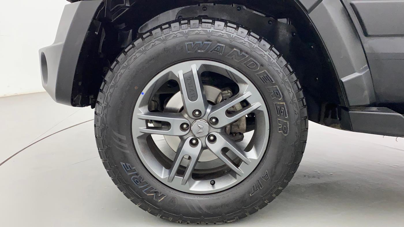 2023 Mahindra Thar LX D AT 4WD HT, Diesel, Automatic, 17,687 km, Left Front Wheel