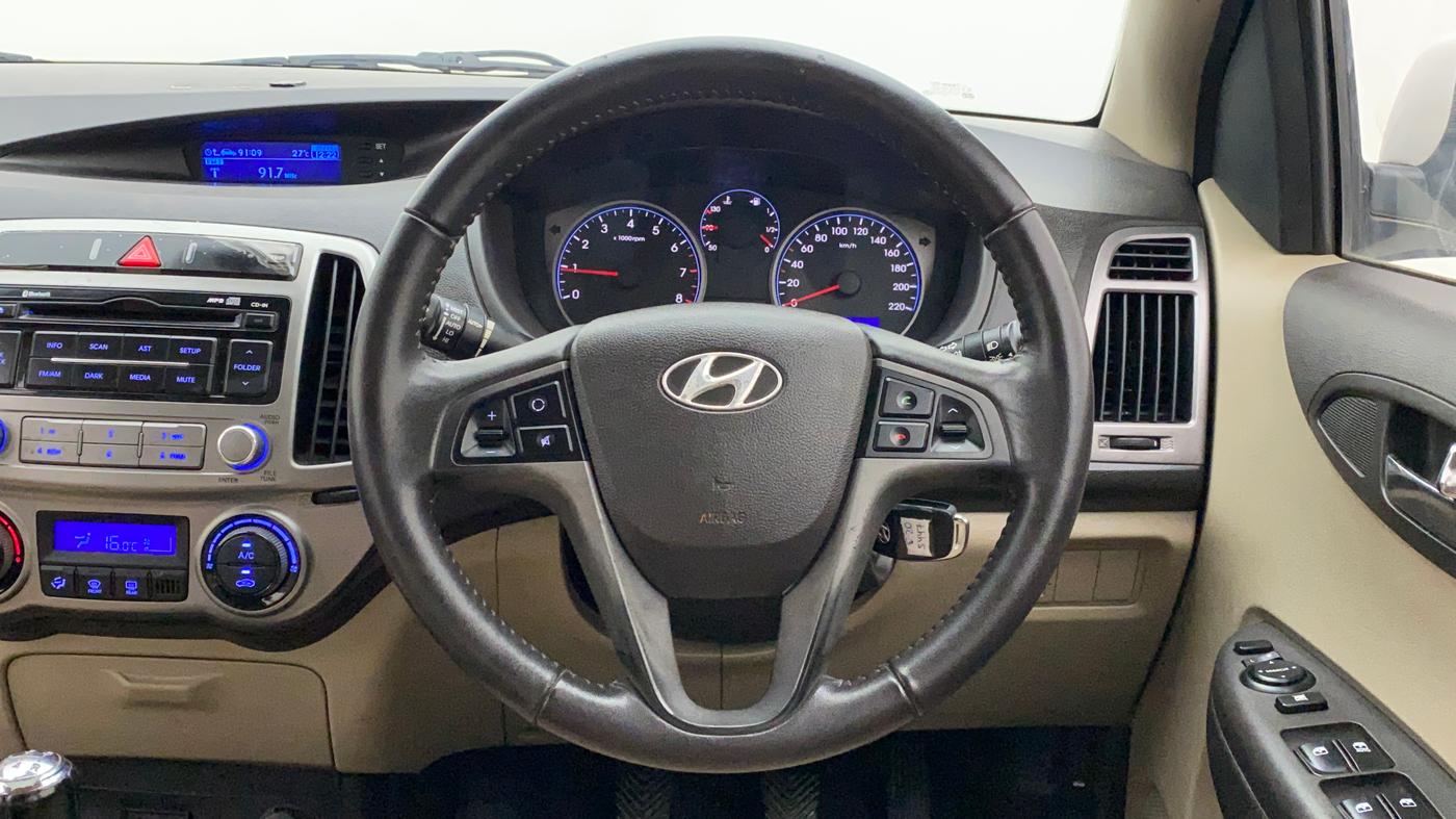 2012 Hyundai i20 SPORTZ 1.2, Petrol, Manual, 50,606 km, Steering Wheel Close Up