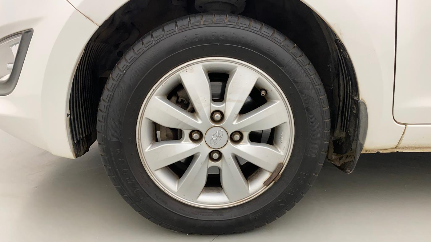 2012 Hyundai i20 SPORTZ 1.2, Petrol, Manual, 50,606 km, Left Front Wheel
