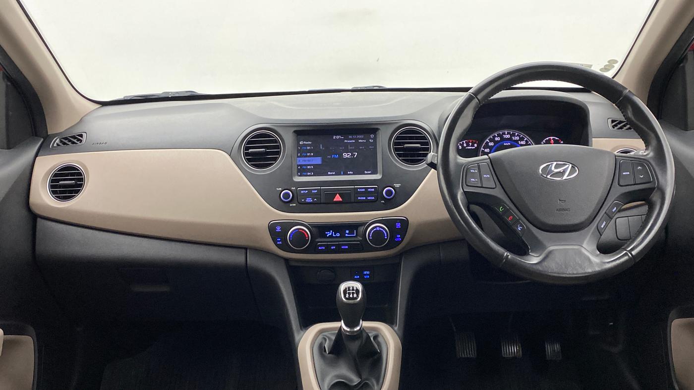 2017 Hyundai Grand i10 ASTA 1.2 KAPPA VTVT, Petrol, Manual, 33,485 km, Dashboard