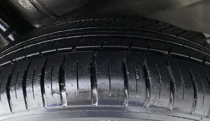 2013 Honda City V MT PETROL, Petrol, Manual, 86,071 km, Right Rear Tyre Tread