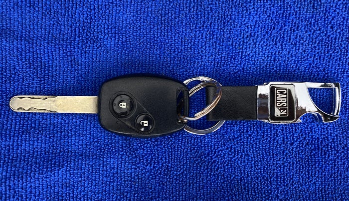 2013 Honda City V MT PETROL, Petrol, Manual, 86,071 km, Key Close Up