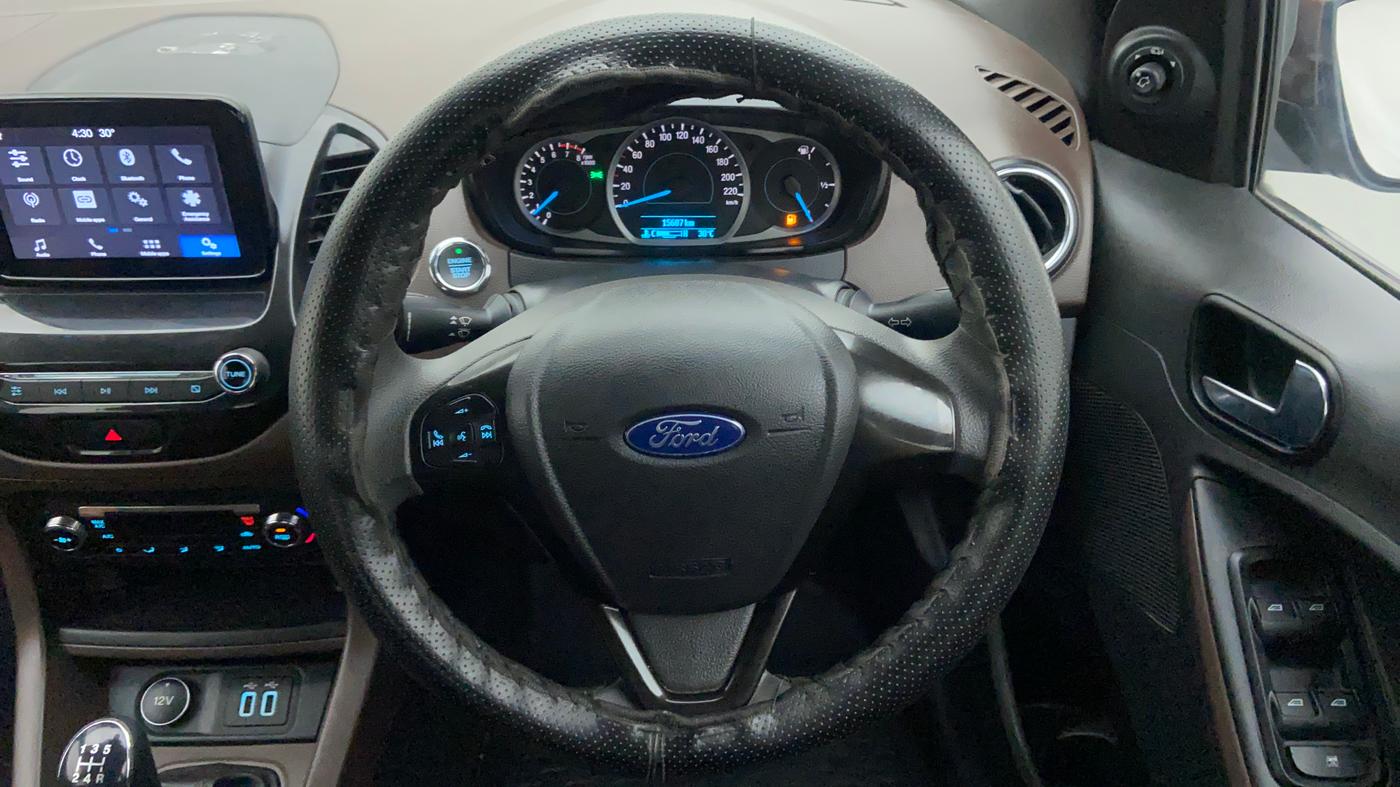 2019 Ford FREESTYLE TITANIUM + 1.2 TI-VCT, Petrol, Manual, 15,687 km, Steering Wheel Close Up