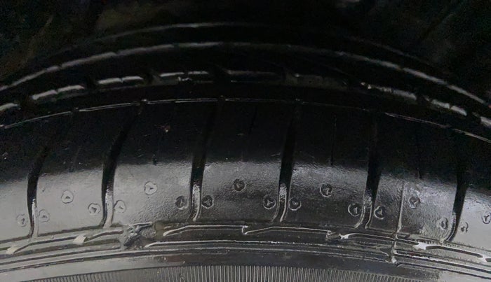 2019 Ford FREESTYLE TITANIUM + 1.2 TI-VCT, Petrol, Manual, 15,687 km, Right Rear Tyre Tread