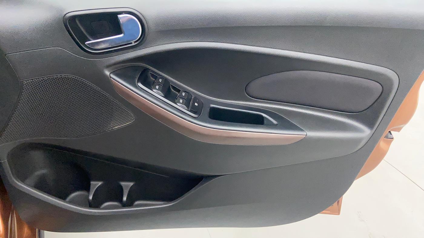 2019 Ford FREESTYLE TITANIUM + 1.2 TI-VCT, Petrol, Manual, 15,687 km, Driver Side Door Panels Control