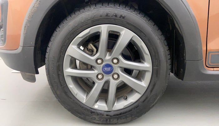 2019 Ford FREESTYLE TITANIUM + 1.2 TI-VCT, Petrol, Manual, 15,687 km, Left Front Wheel