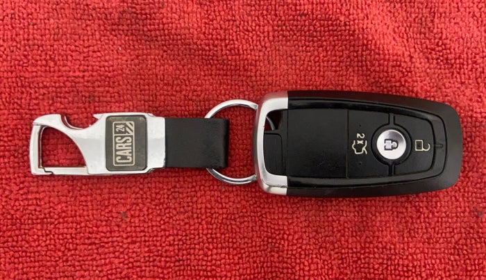 2019 Ford FREESTYLE TITANIUM + 1.2 TI-VCT, Petrol, Manual, 15,687 km, Key Close Up