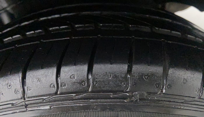 2019 Ford FREESTYLE TITANIUM + 1.2 TI-VCT, Petrol, Manual, 15,687 km, Left Front Tyre Tread