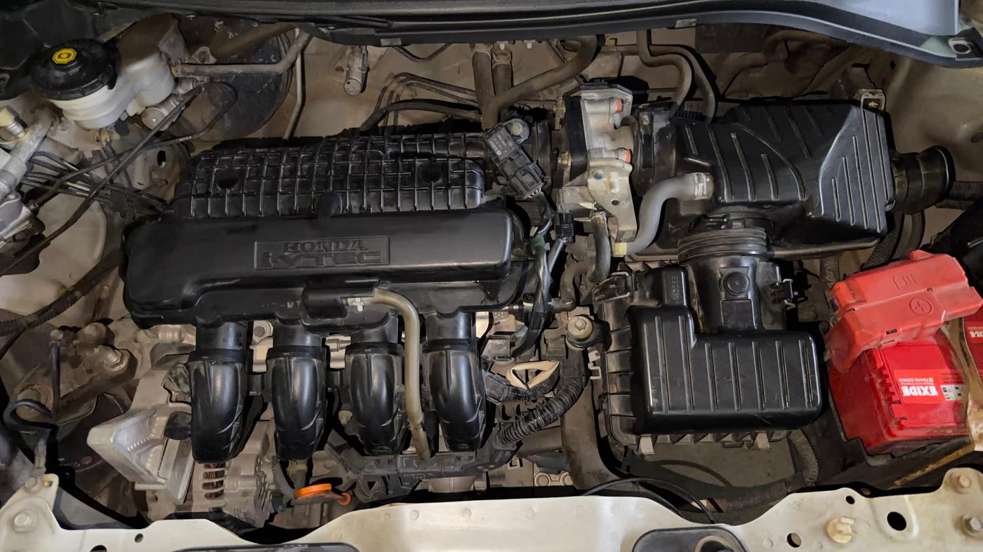 2015 Honda Brio E MT, Petrol, Manual, 98,180 km, Engine View