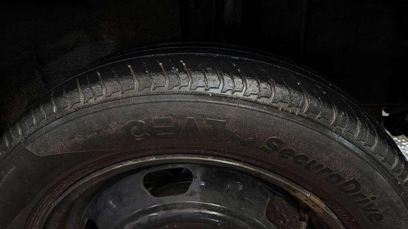 2021 Nissan MAGNITE XL, Petrol, Manual, 65,771 km, Left Rear Tyre Tread