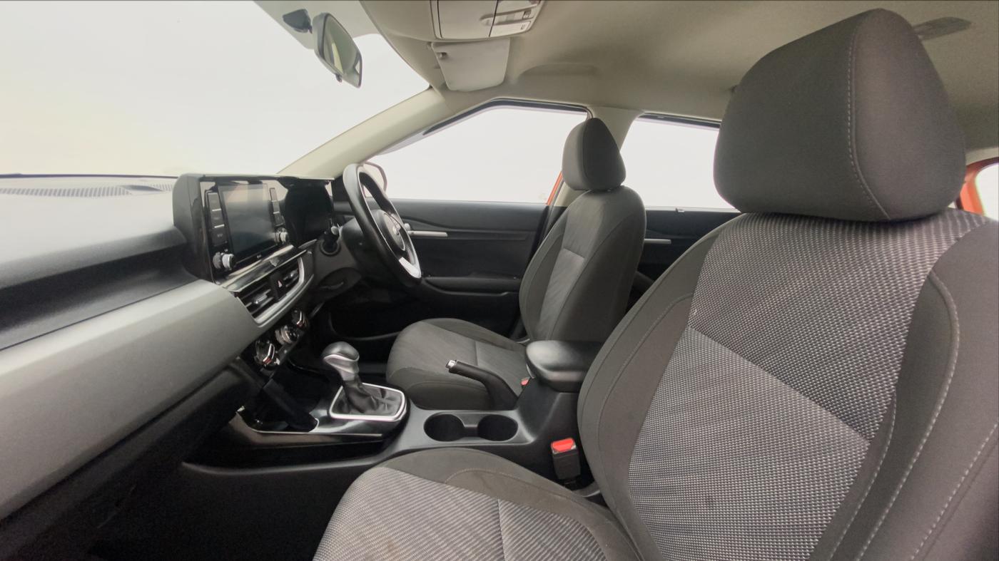 2020 KIA SELTOS HTK PLUS AT 1.5 DIESEL, Diesel, Automatic, 49,488 km, Right Side Front Door Cabin