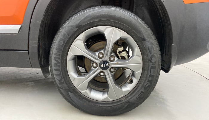2020 KIA SELTOS HTK PLUS AT 1.5 DIESEL, Diesel, Automatic, 49,488 km, Left Rear Wheel
