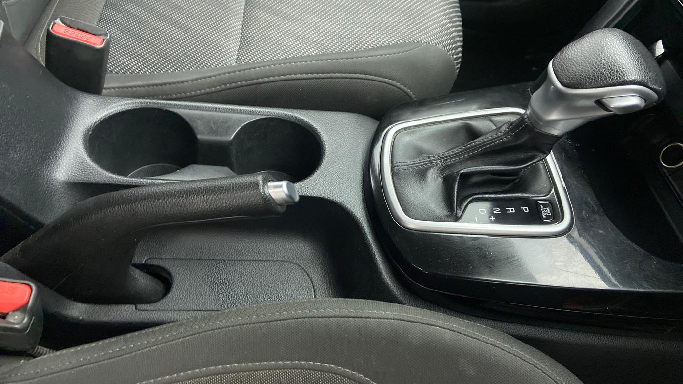 2020 KIA SELTOS HTK PLUS AT 1.5 DIESEL, Diesel, Automatic, 49,488 km, Gear Lever