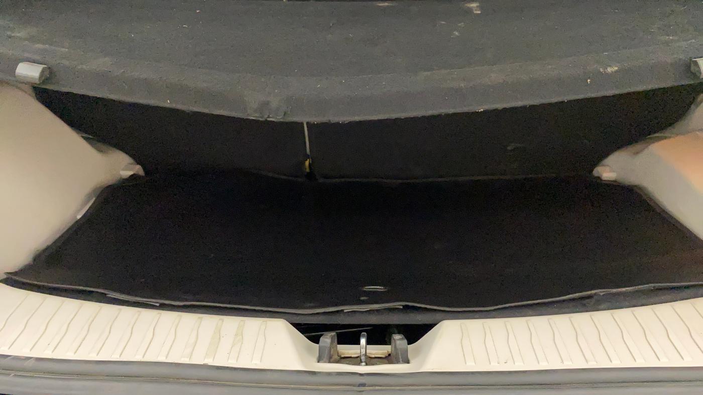 2019 Mahindra XUV300 W8 (O) 1.2 PETROL, Petrol, Manual, 69,558 km, Boot Inside