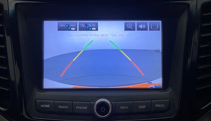 2019 Mahindra XUV300 W8 (O) 1.2 PETROL, Petrol, Manual, 69,558 km, Parking Camera