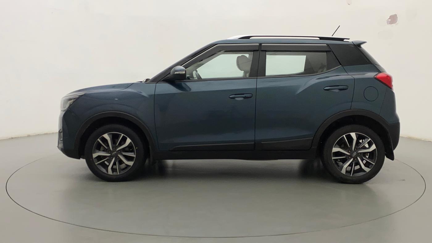 2019 Mahindra XUV300 W8 (O) 1.2 PETROL, Petrol, Manual, 69,558 km, Left Side
