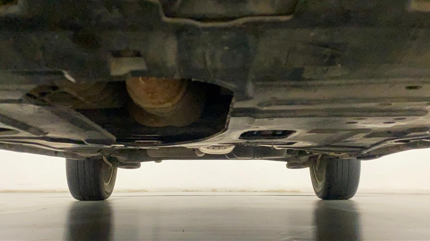 2019 Mahindra XUV300 W8 (O) 1.2 PETROL, Petrol, Manual, 69,558 km, Front Underbody