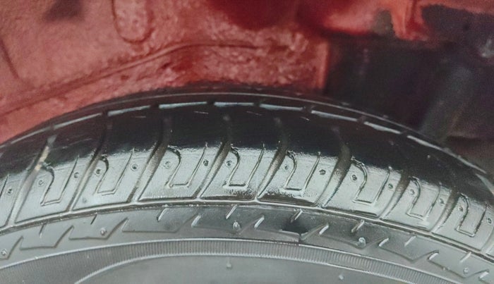 2018 Maruti Wagon R 1.0 VXI (O) AMT, Petrol, Automatic, 52,377 km, Left Rear Tyre Tread