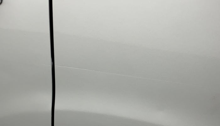 2012 Maruti Ertiga VDI, Diesel, Manual, 67,242 km, Left quarter panel - Minor scratches